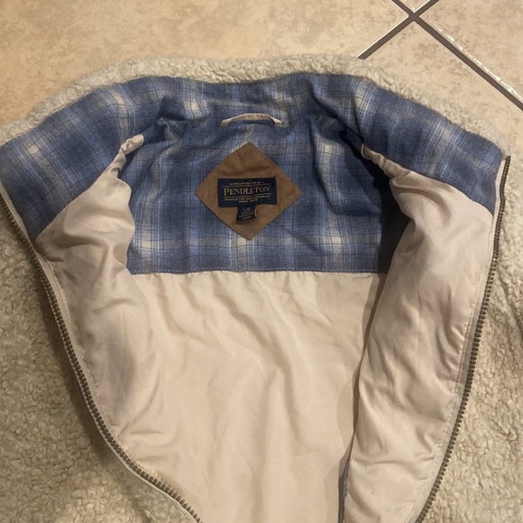 Pendleton cream Sherpa jacket large - Picture 3 of 6